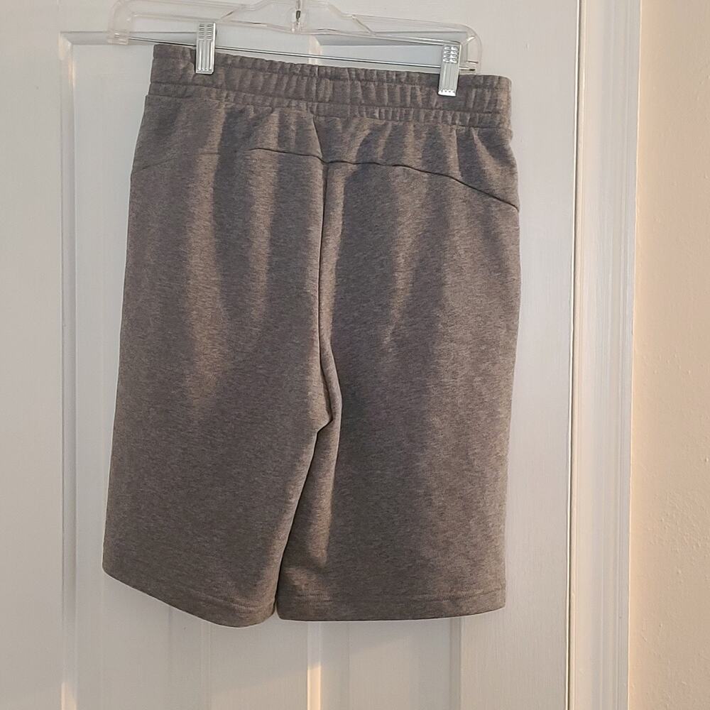 Puma BMW Motorsport Shorts Size Small NWT - Picture 3 of 11